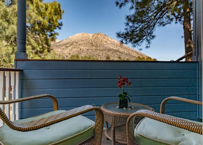 Starlight Pines Bed and breakfast